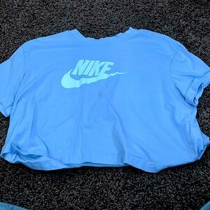 Nike t-shirt